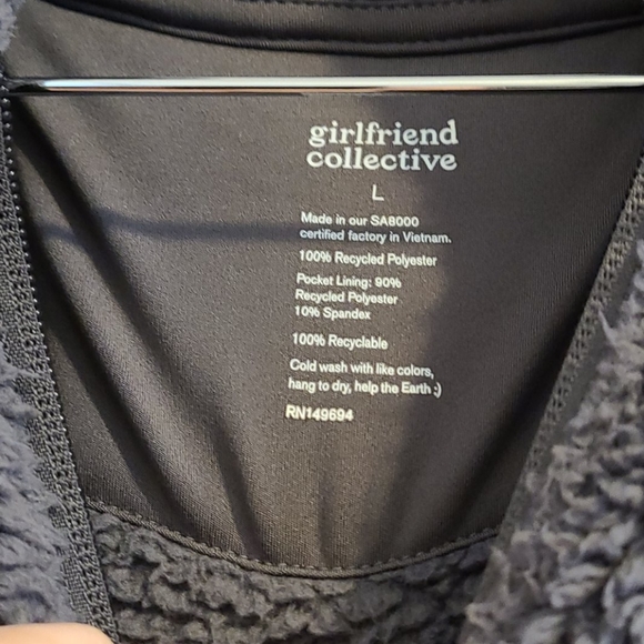 Girlfriend Collective gray half-zip fleece jacket - Picture 3 of 4